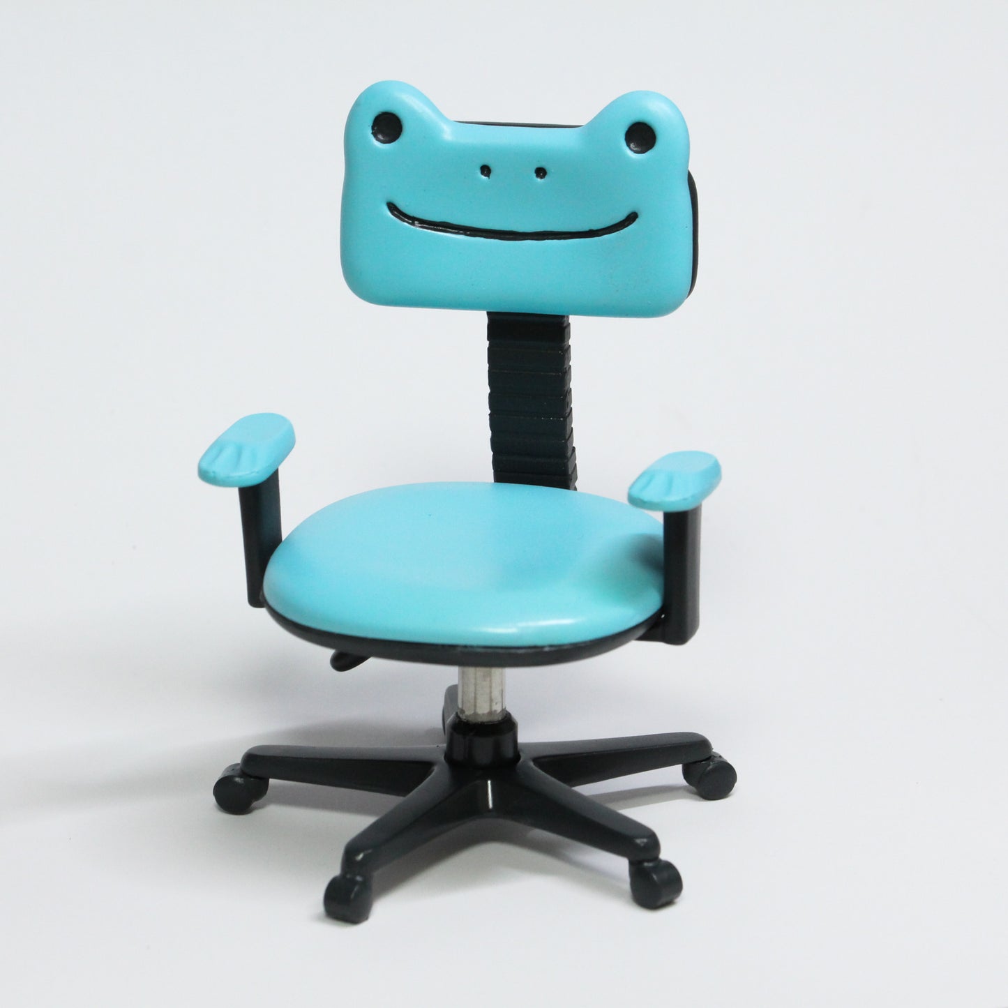 Chaise grenouille avec un joli visage