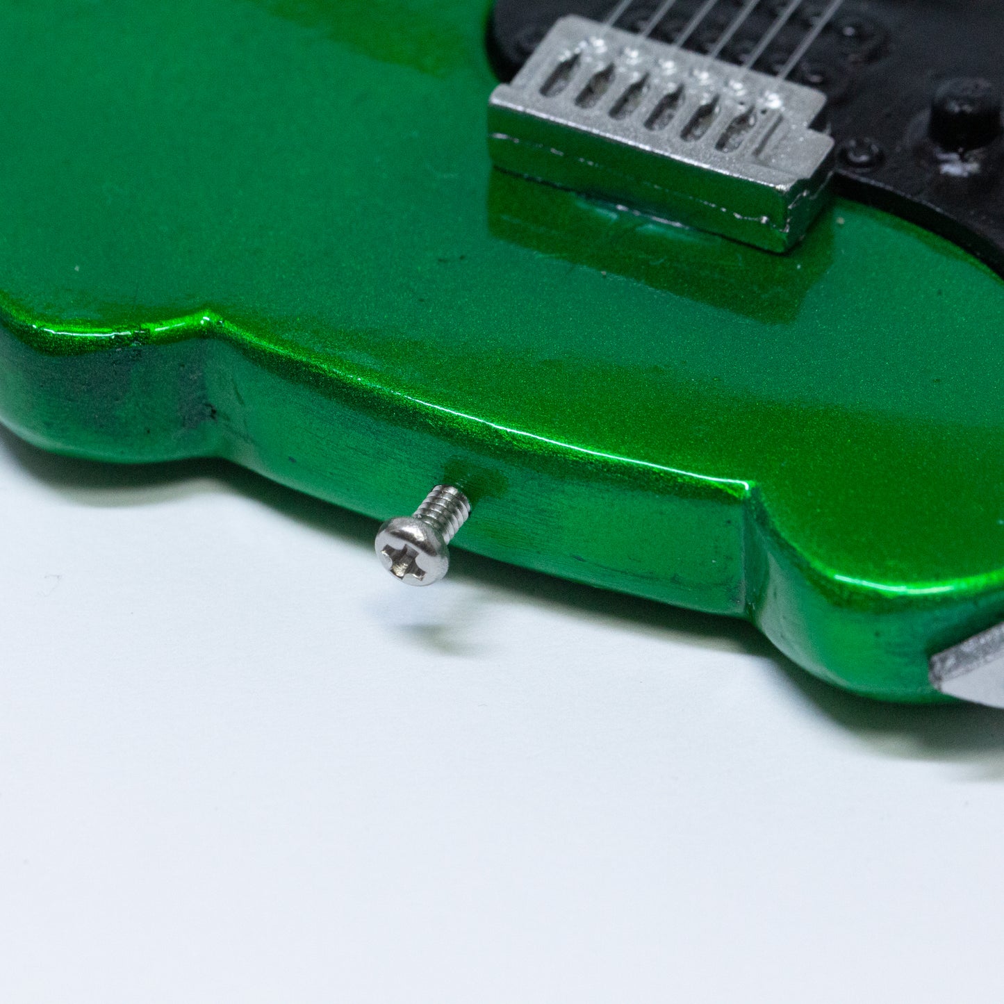 Guitare grenouille cool avec une sensation de luxe