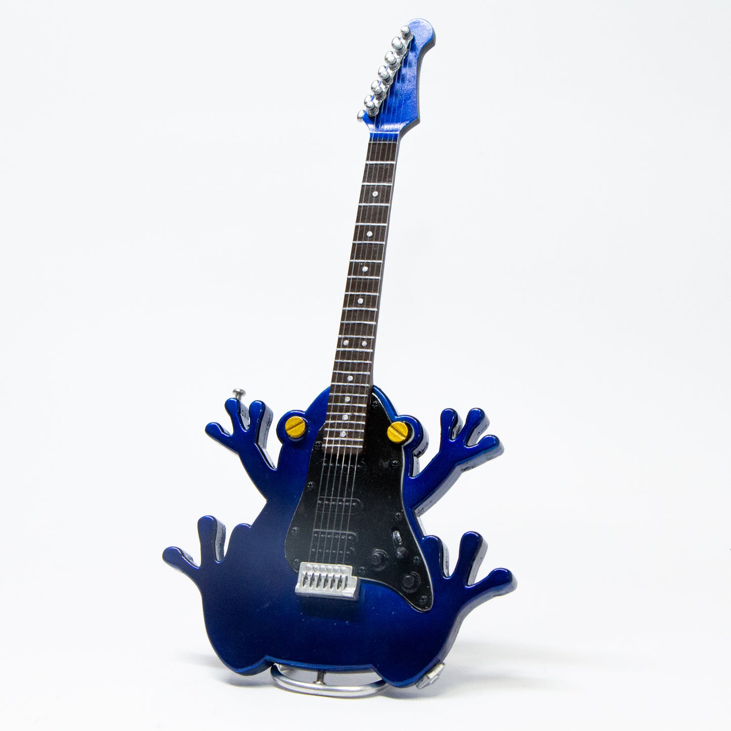 Guitare grenouille cool avec une sensation de luxe